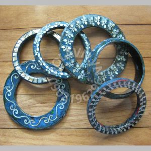 Vòng tay sơn mài khảm trai